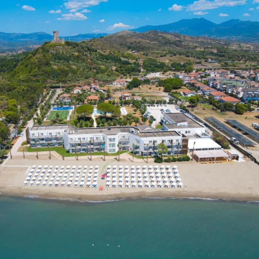 Eleamare Resort
